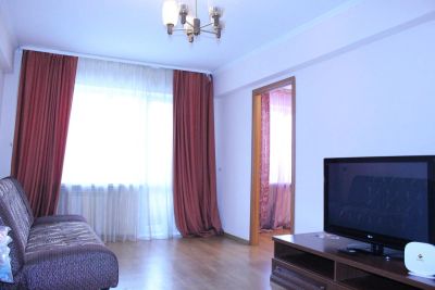 Лот: 6937532. Фото: 1. Посуточно 2 ком на Цирке. Квартиры, студии