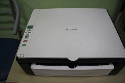 Лот: 8167305. Фото: 1. МФУ RICOH SP-100SU. МФУ и копировальные аппараты