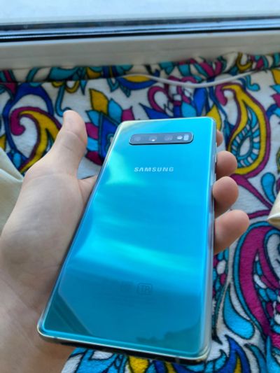 Лот: 21373417. Фото: 1. Samsung Galaxy S10+. Смартфоны