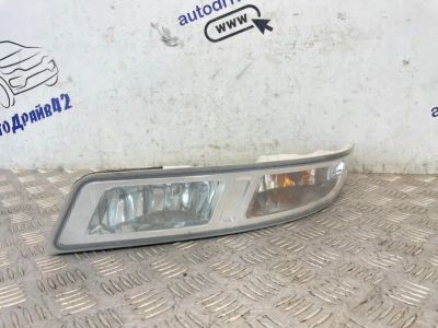 Лот: 25410627. Фото: 1. Фара противотуманная Nissan Almera... Двигатель и элементы двигателя
