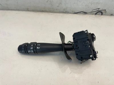 Лот: 22458849. Фото: 1. переключатель поворотов Renault... Другое (автозапчасти)