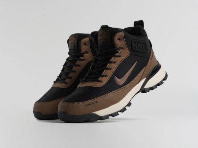 Лот: 25806324. Фото: 1. Зимние Ботинки Nike. Кеды, кроссовки, слипоны