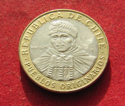 Лот: 19973413. Фото: 1. Чили 100 песо, 2015 г. Америка