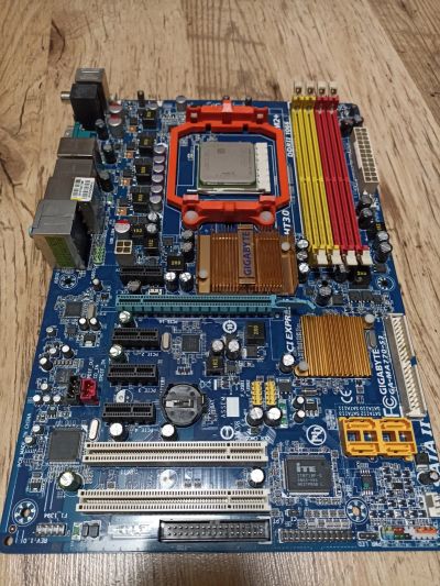 Лот: 24593549. Фото: 1. Материнская плата материнка gigabyte... Материнские платы