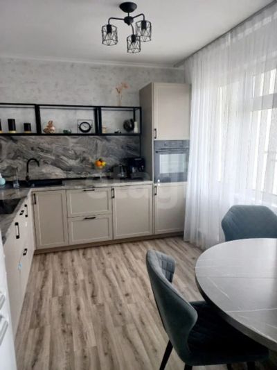 Лот: 25651863. Фото: 1. 3-комн. квартира , Красноярск... Квартиры, студии