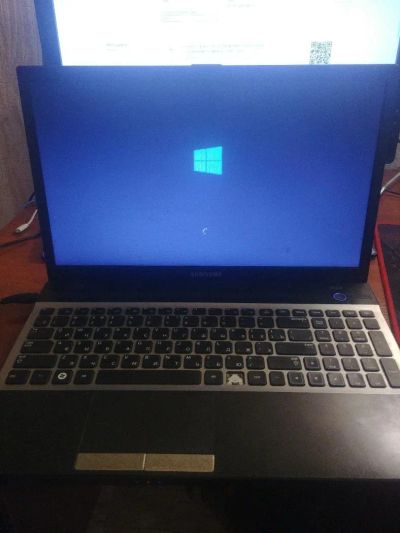 Лот: 11075750. Фото: 1. Samsung np305 (v5a). Ноутбуки