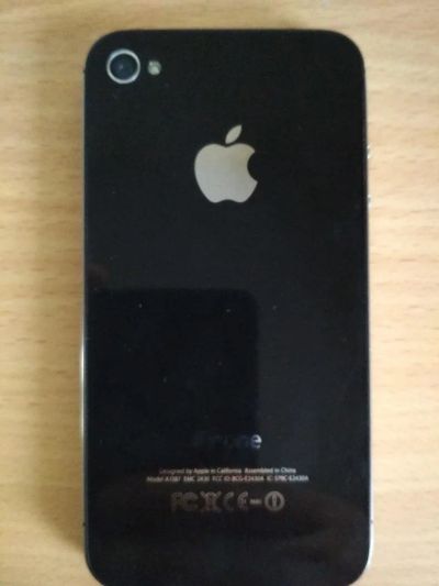 Лот: 11359737. Фото: 1. Продам iPhone 4s 8GB a1387. Смартфоны