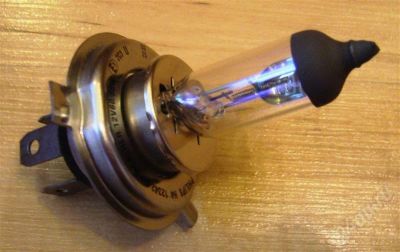 Лот: 459447. Фото: 1. Галогеновая автолампа PHILIPS... Оптика и освещение