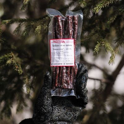 Лот: 11955263. Фото: 1. Колбаски «Можжевеловые» из мяса... Мясо, птица, яйцо