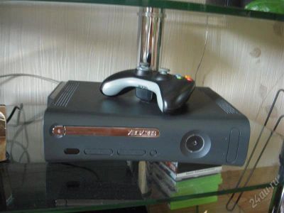 Лот: 804649. Фото: 1. продам x-box 360 elite 120gb.не... Игровые приставки, консоли