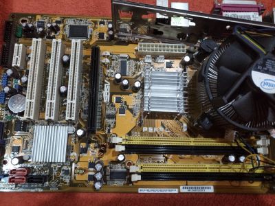 Лот: 17061946. Фото: 1. Продам материнскую плату Asus... Материнские платы