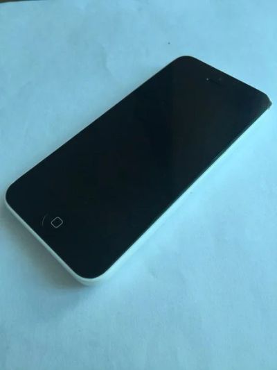 Лот: 6767044. Фото: 1. iphone 5c. Смартфоны