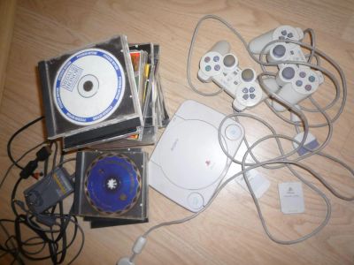 Лот: 6710331. Фото: 1. PlayStation 1. Игровые приставки, консоли