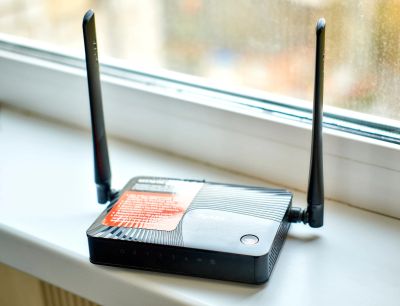 Лот: 12169023. Фото: 1. WiFi роутер, Zyxel Keenetic Lite... Маршрутизаторы (роутеры)