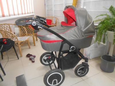 Лот: 5752952. Фото: 1. Продам коляску GEOBY 3 в 1. Коляски
