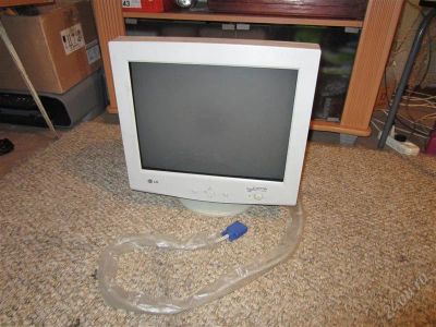 Лот: 2142604. Фото: 1. Плоский монитор LG E700B 17" Почти... ЭЛТ-мониторы