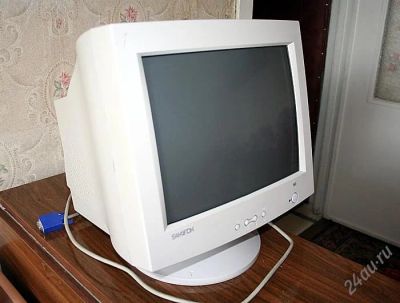 Лот: 75931. Фото: 1. монитор 15" Samtron 56E. ЭЛТ-мониторы