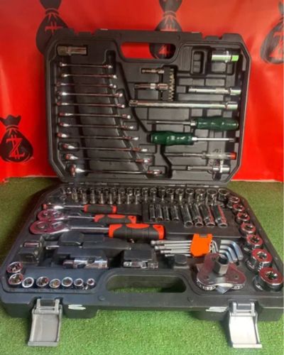 Лот: 20946750. Фото: 1. Набор ключей Tools 121 (43651). Наборы инструмента