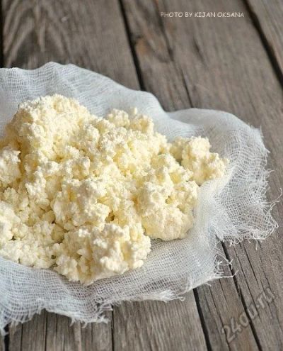 Лот: 5614777. Фото: 1. Свежий деревенский творог. Молоко и молочные продукты