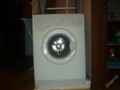 Лот: 1417847. Фото: 1. Стиральная машина Indesit W93T. Стиральные машины