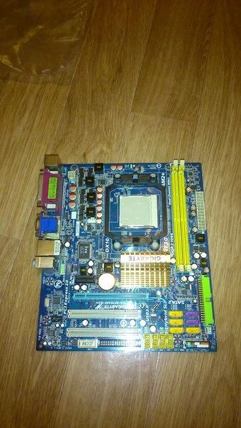 Лот: 7645710. Фото: 1. Мат.плата Gigabyte. Материнские платы