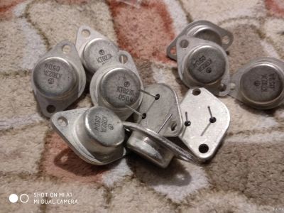 Лот: 13836924. Фото: 1. Транзистор КТ827А КТ840А. Транзисторы