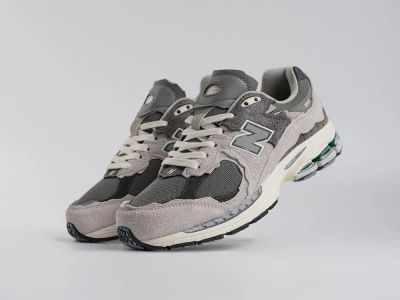 Лот: 21134124. Фото: 1. Кроссовки New Balance 2002R. Кеды, кроссовки, слипоны
