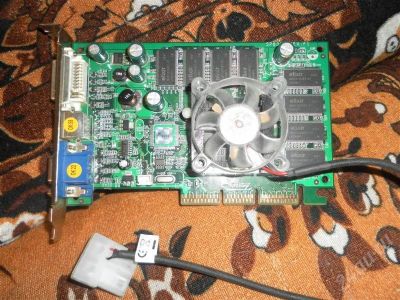 Лот: 476453. Фото: 1. SPARCLE FX5200 128MB 128BIT АГП. Видеокарты