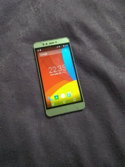 Лот: 16866884. Фото: 1. сотовый Prestigio multiPhone PSP3530... Кнопочные мобильные телефоны