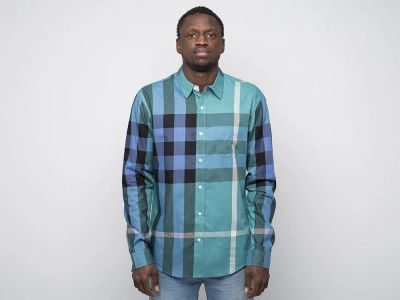 Лот: 21430341. Фото: 1. Рубашка Burberry. Рубашки, водолазки