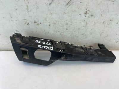 Лот: 24965265. Фото: 1. крепление бампера Ford Focus CB4. Двигатель и элементы двигателя