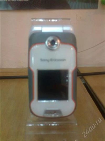 Лот: 928610. Фото: 1. Sony Ericsson W710 Б/У. Кнопочные мобильные телефоны
