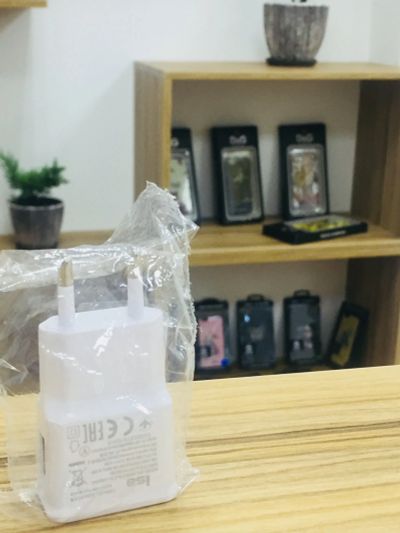 Лот: 11279520. Фото: 1. Переходник сзу для iPhone 7. Зарядные устройства, блоки питания, адаптеры сетевые для смартфонов