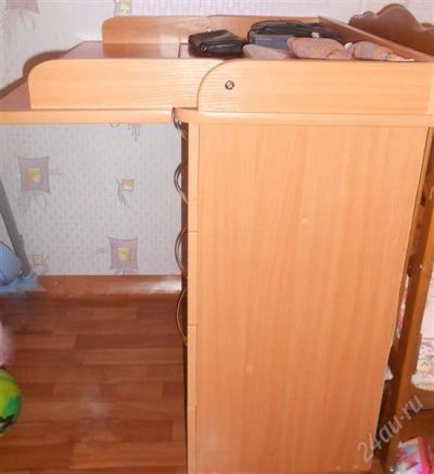 Лот: 2428204. Фото: 1. пеленальный комод в отличном состоянии. Пеленальные комоды и столики