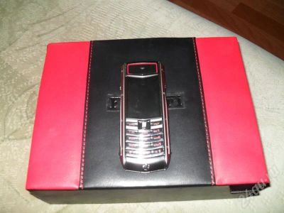 Лот: 403359. Фото: 1. Vertu Ascent Ti Ferrari Edition. Кнопочные мобильные телефоны