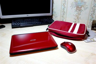 Лот: 2207946. Фото: 1. Нетбук Acer Aspire One. Ноутбуки