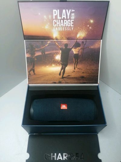 Лот: 19054368. Фото: 1. Портативная колонка JBL Charge... Портативные, беспроводные колонки