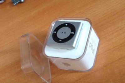 Лот: 8681908. Фото: 1. плеер APPLE iPod Shuffle 2Gb. Плееры
