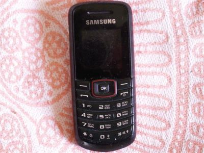 Лот: 2778075. Фото: 1. Samsung GT-E1080i. Кнопочные мобильные телефоны