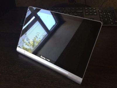 Лот: 6049080. Фото: 1. Lenovo Yoga Tablet 8. Планшеты