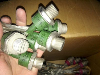 Лот: 8320072. Фото: 1. диод в50-11. Диоды и тиристоры