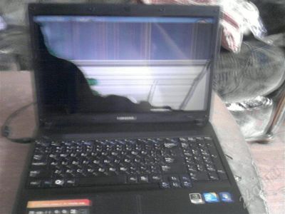 Лот: 457908. Фото: 1. Ноутбук Samsung NP-R519-JS02RU... Ноутбуки
