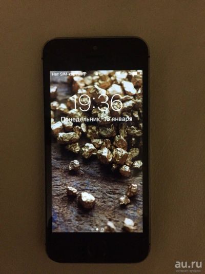 Лот: 8882136. Фото: 1. iPhone 5S 32Gb. Смартфоны