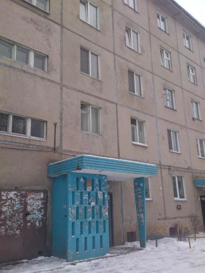 Лот: 3506268. Фото: 1. Продам гостинку Гусарова 33, 241-05-47... Квартиры, студии