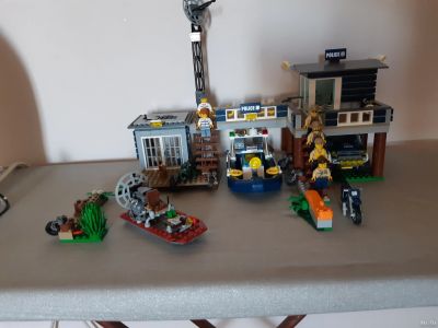 Лот: 13837277. Фото: 1. Lego CITY 60069. Конструкторы