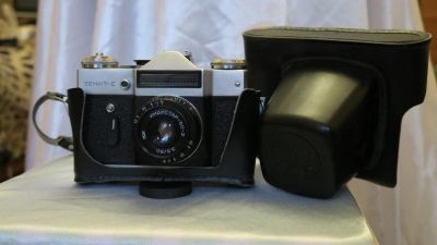 Лот: 6650615. Фото: 1. фотоаппарат Зенит-Е. Плёночные зеркальные