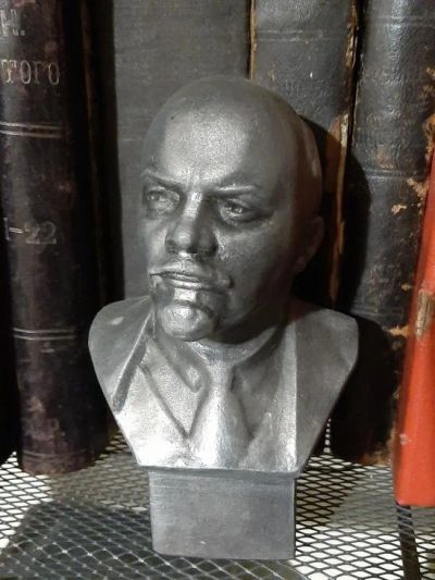 Лот: 16721145. Фото: 1. Бюст В. И. Ленина. Сувенирные