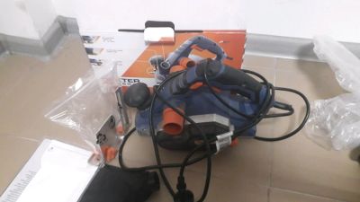 Лот: 13904002. Фото: 1. Рубанок электрический Dexter m1b-yh10-82x2... Электроинструмент