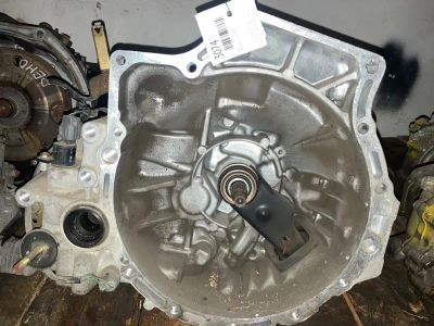 Лот: 21419753. Фото: 1. МКПП Mazda Familia BJ3P. Двигатель и элементы двигателя