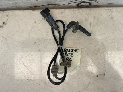 Лот: 24004930. Фото: 1. датчик abs Chevrolet Cruze J300. Двигатель и элементы двигателя